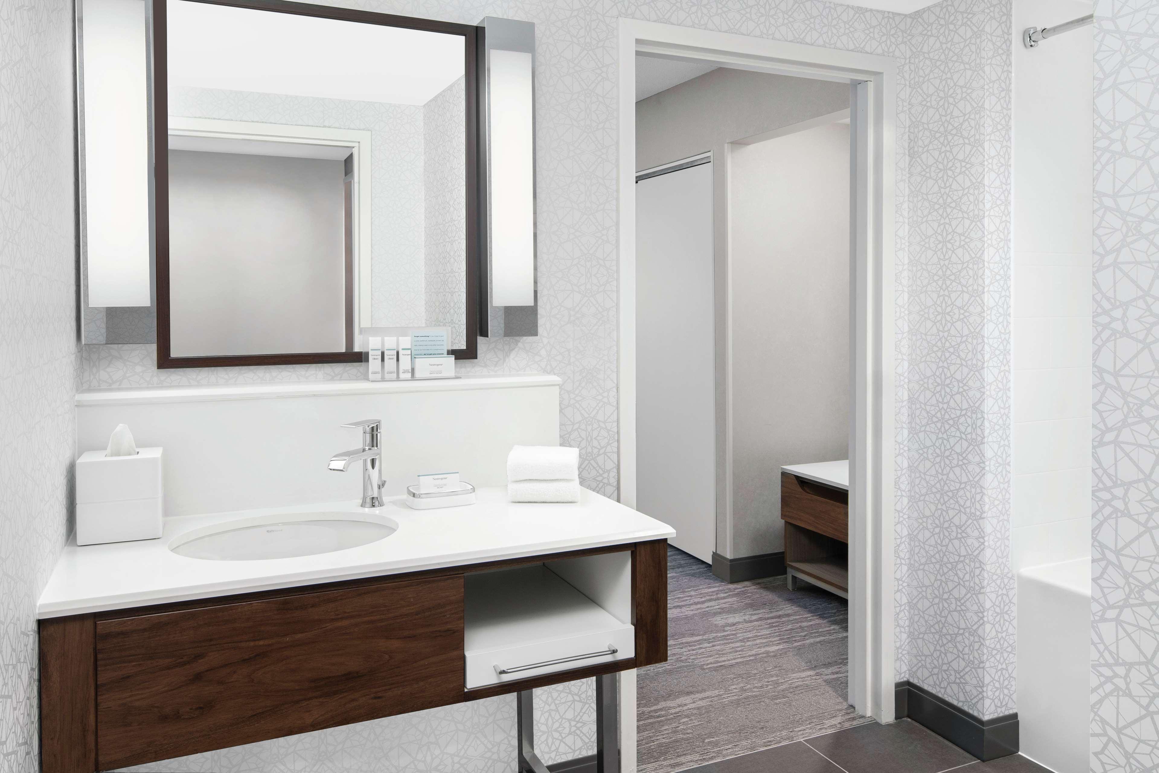 Hampton Inn & Suites Chicago-Downtown Екстериор снимка