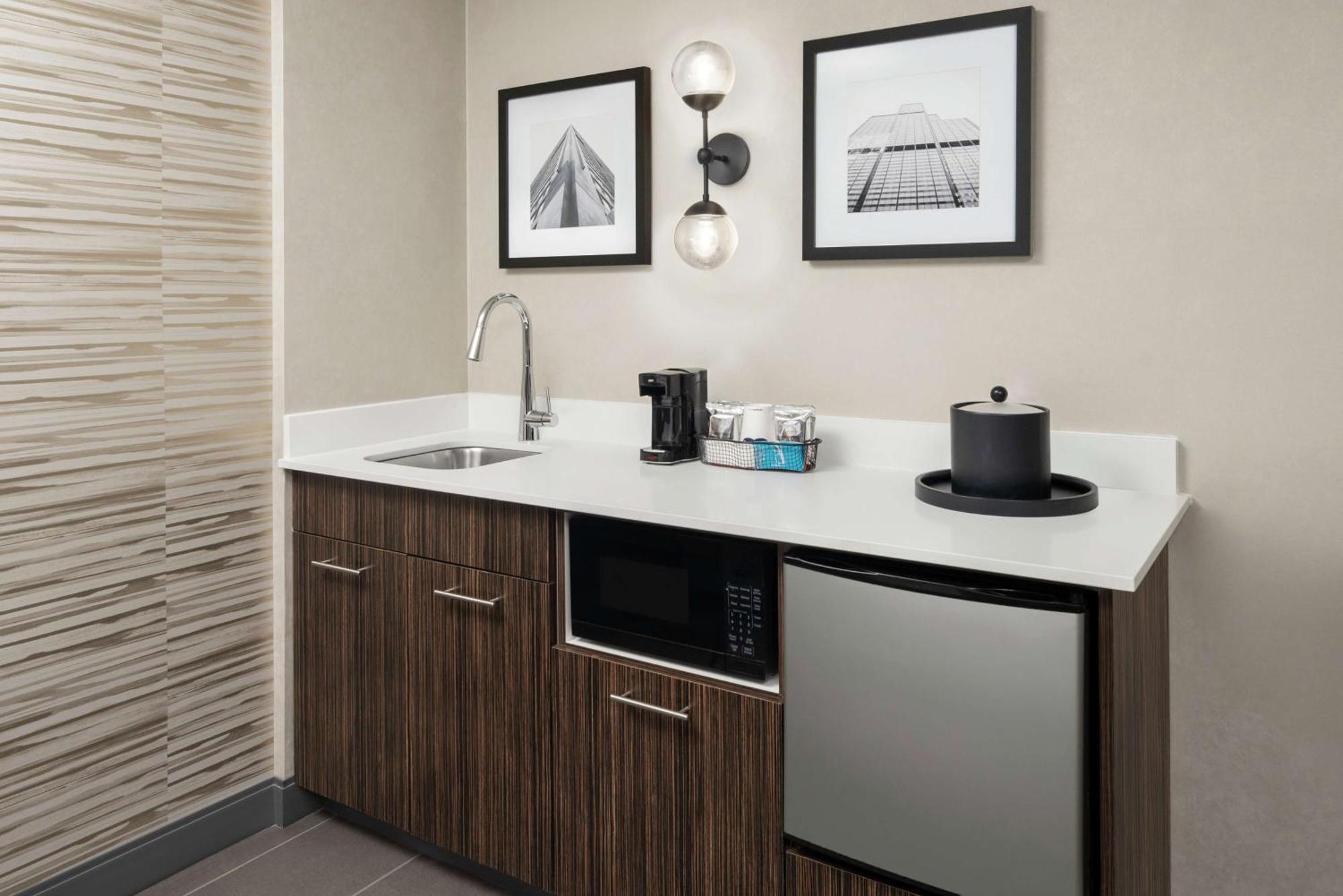 Hampton Inn & Suites Chicago-Downtown Екстериор снимка