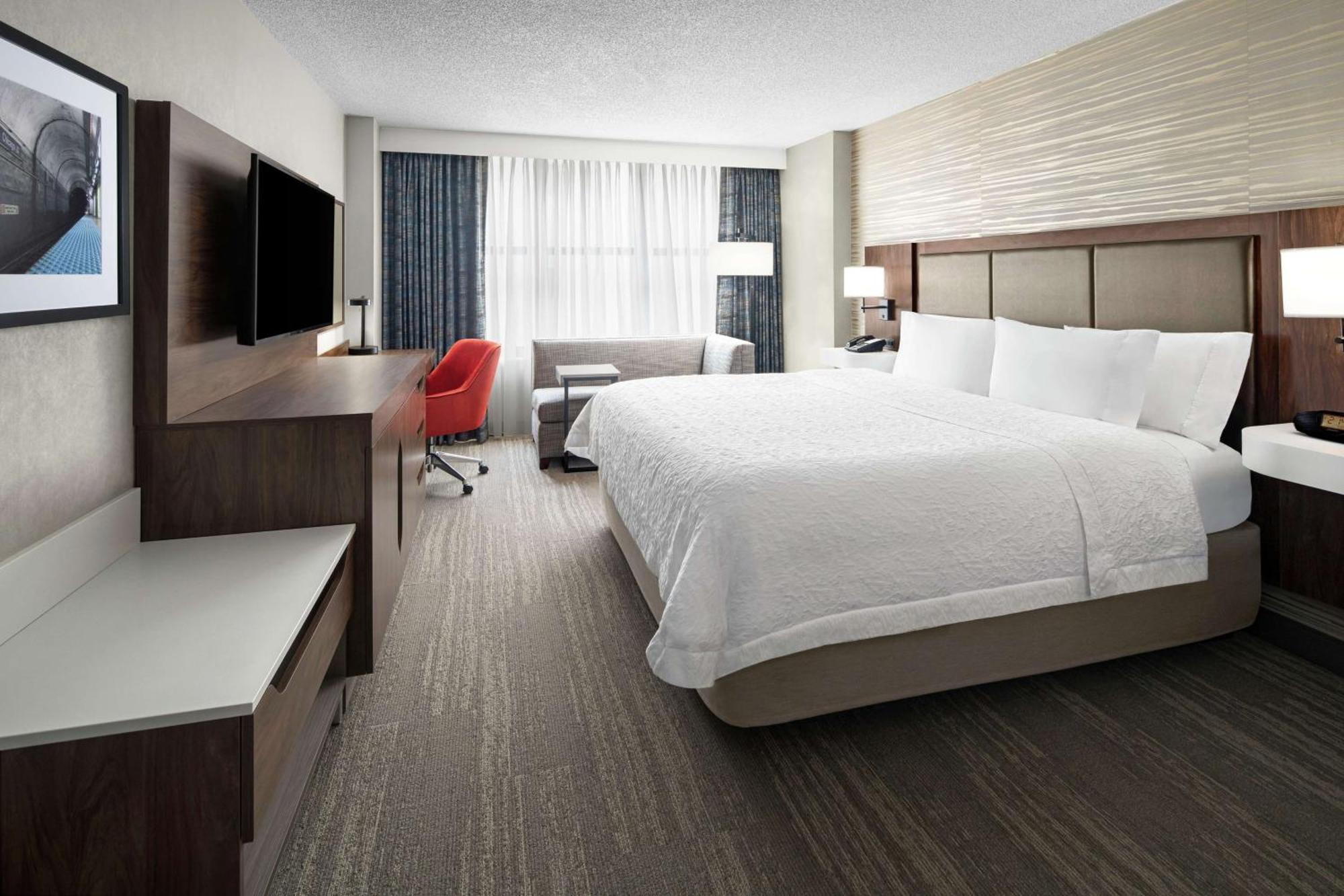 Hampton Inn & Suites Chicago-Downtown Екстериор снимка