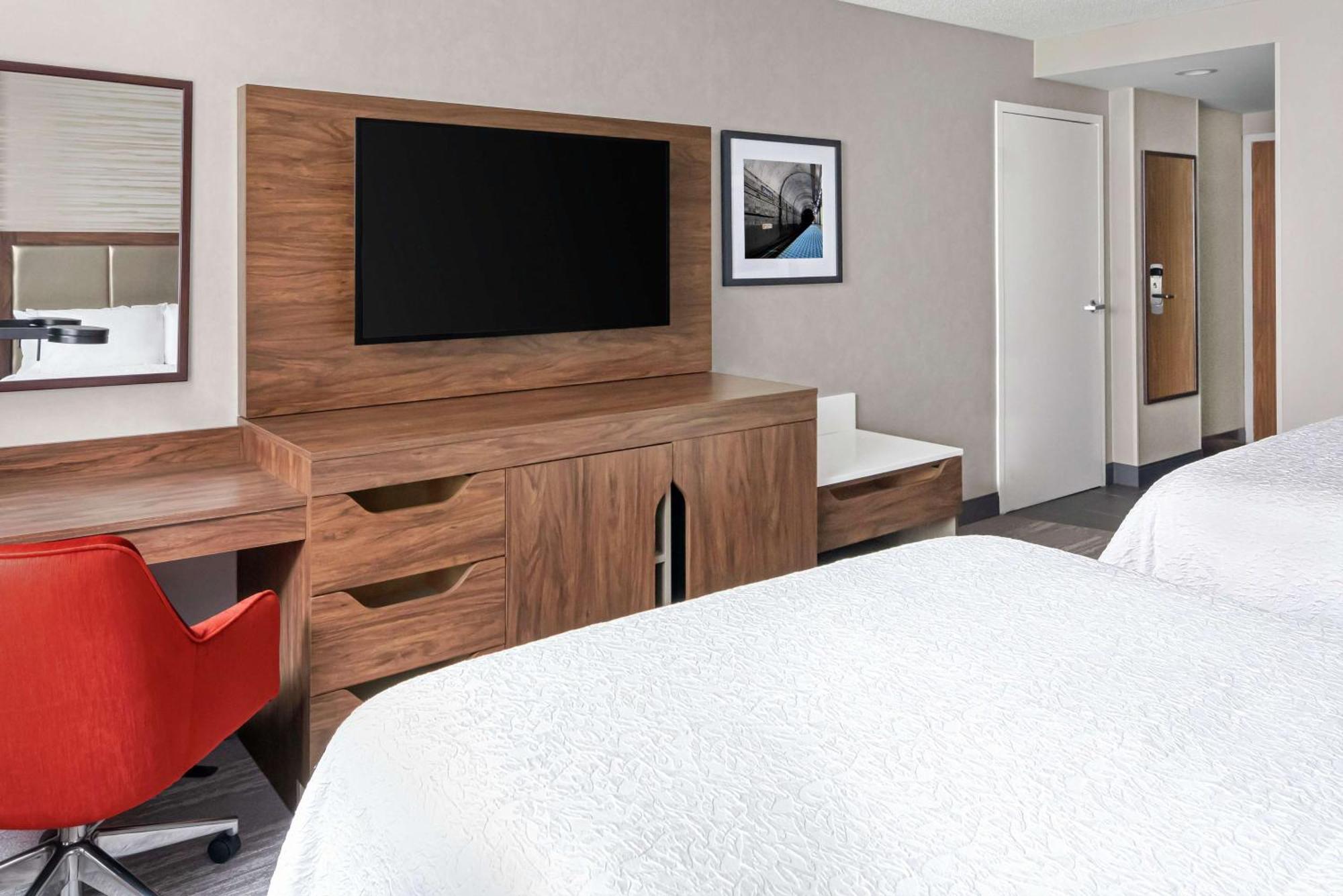 Hampton Inn & Suites Chicago-Downtown Екстериор снимка