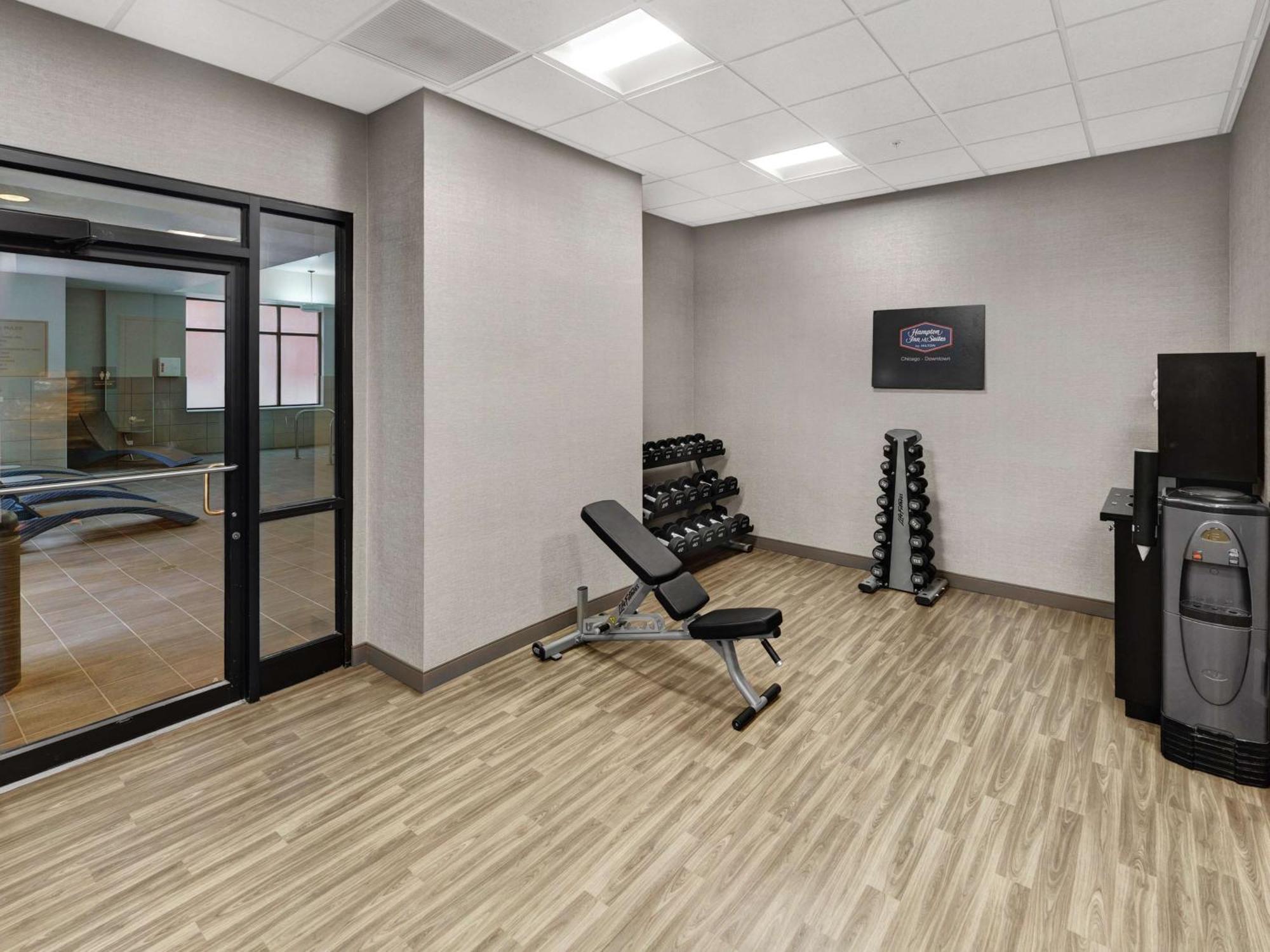 Hampton Inn & Suites Chicago-Downtown Екстериор снимка