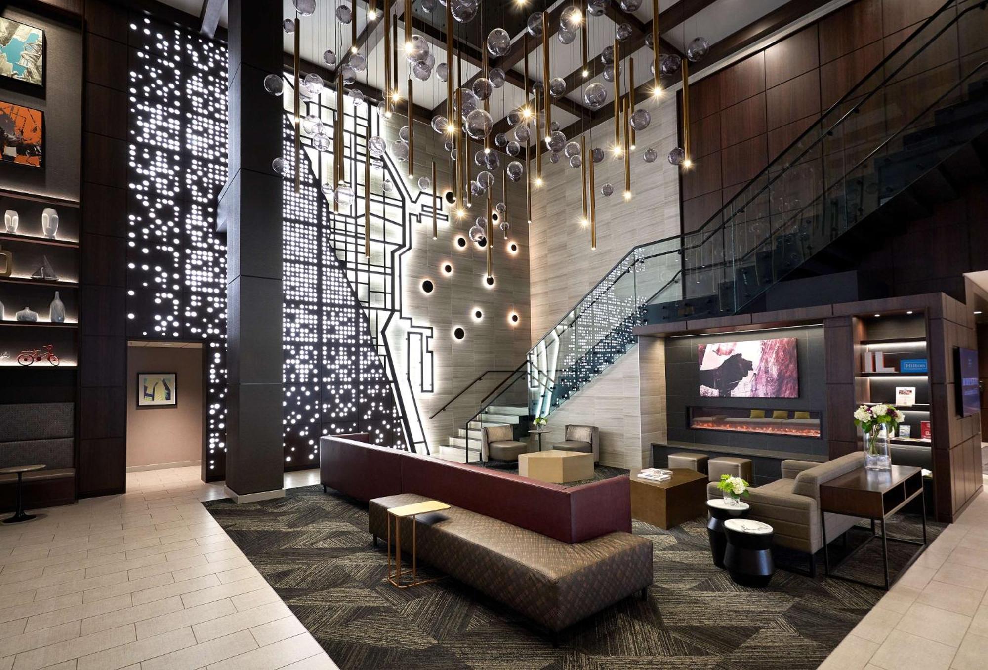 Hampton Inn & Suites Chicago-Downtown Екстериор снимка